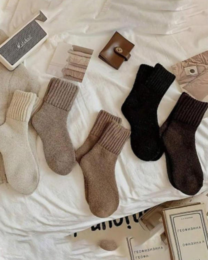 Cozy Ribbed Fleece Lined Crew Socks
