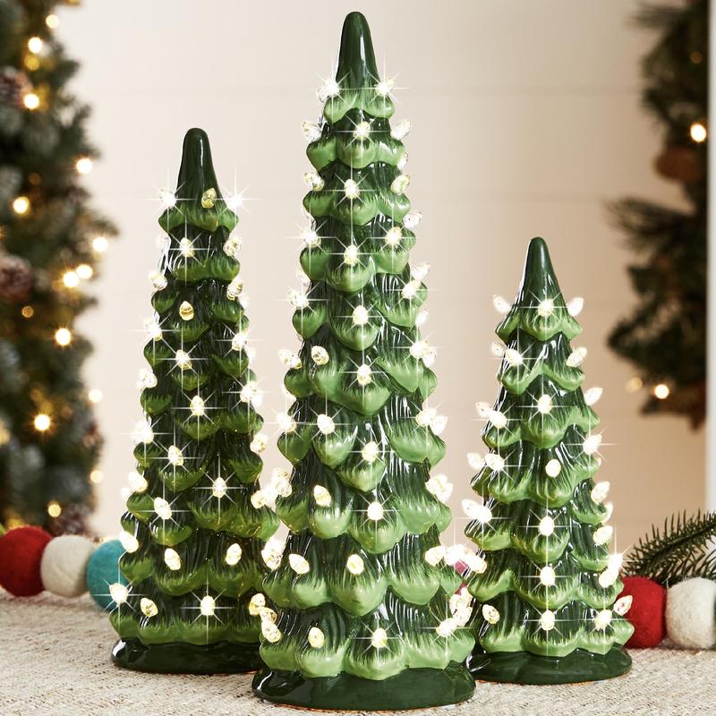 🔥HOT SALE - Retro Hand-Painted Tabletop Christmas Trees🎄