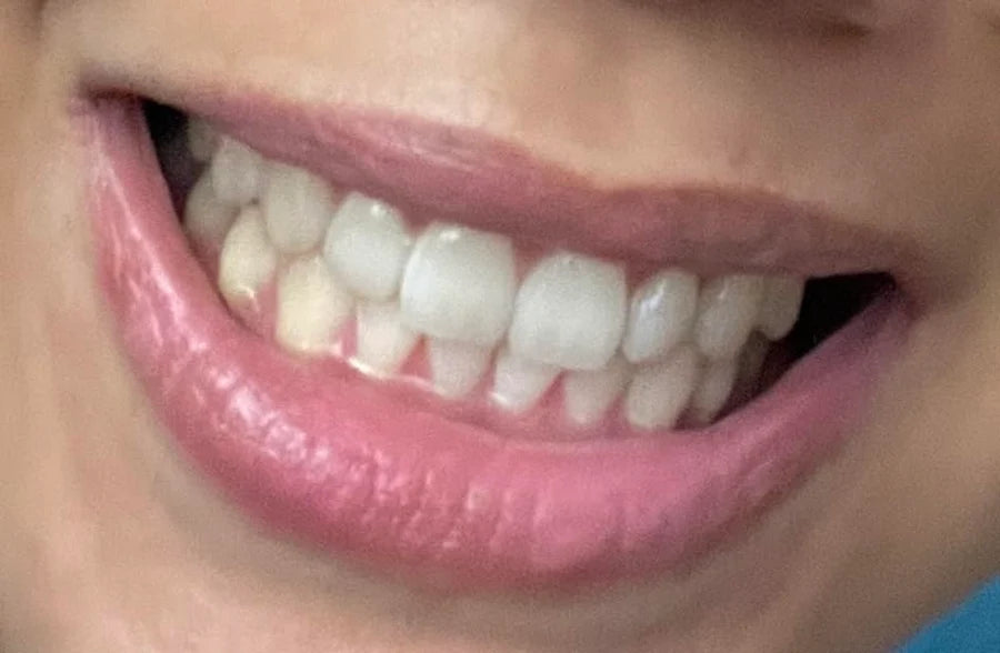 Customer review portrait for purple toothpaste tablets