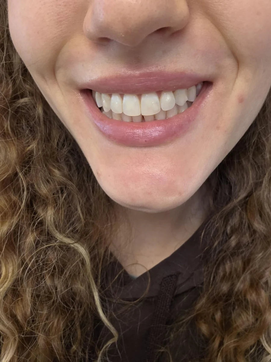 Customer review portrait for purple toothpaste tablets
