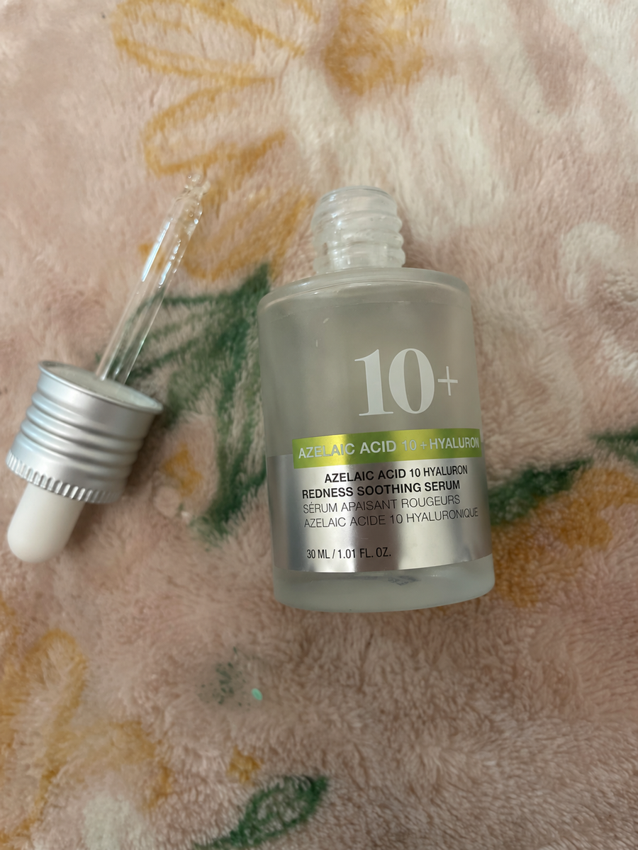 Placeholder image for an illustrative Lazzda serum review draft
